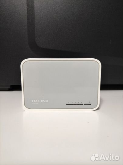 TP-Link TL-SF 1005D Fast Еthernet кoммутатoр