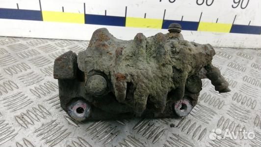 Суппорт тормозной передний правый citroen C5 2 (94