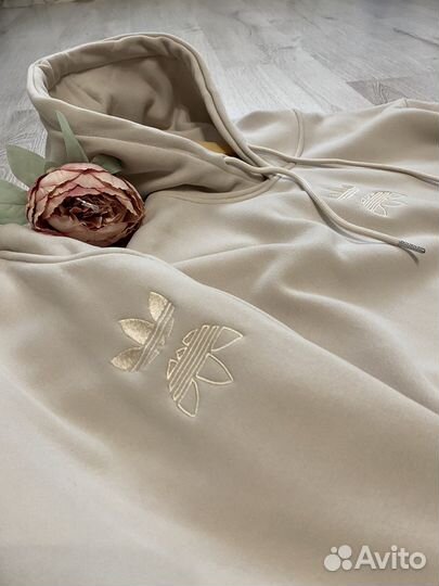 Спортивный костюм adidas женский