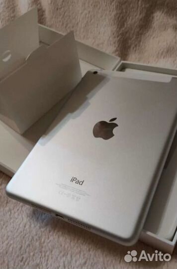 iPad mini с LTE в отличном состоянии