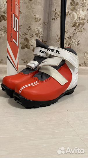 Лыжи с ботинками состояние новых