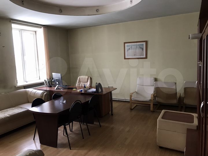 Склад, 1800 м²