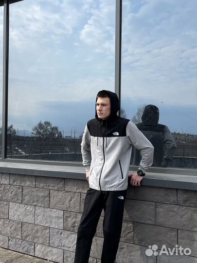 Спортивная одежда