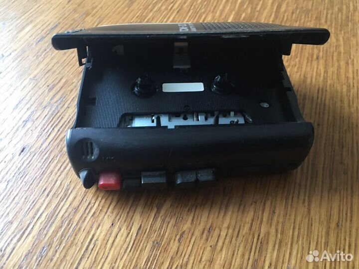 Кассетный плеер sony TCM-323