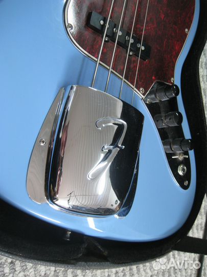 Бас-гитара Fender Jazz Bass (реплика)
