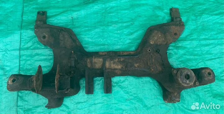 Подрамник Volkswagen Passat b3