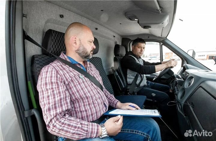 Водитель в компанию