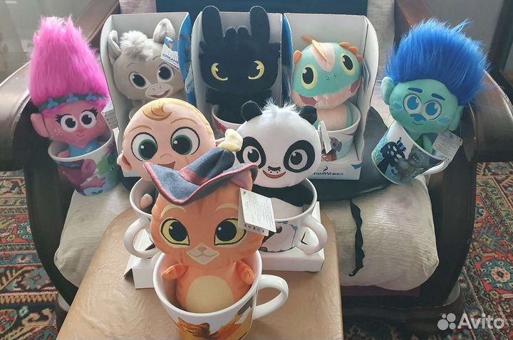 Игрушка в кружке магнит