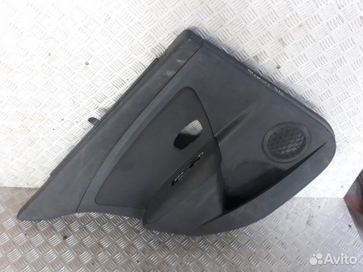 Обшивка двери лев. зад. Renault Fluence