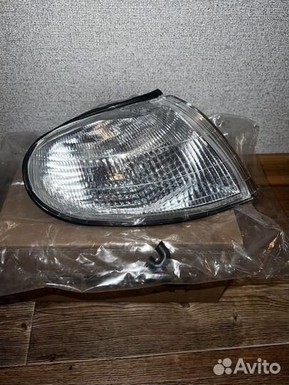 Поворотник левый hyundai elantra 2 поколения