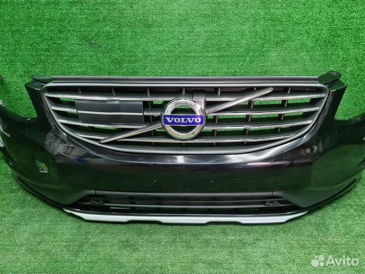 Бампер передний Volvo XC60