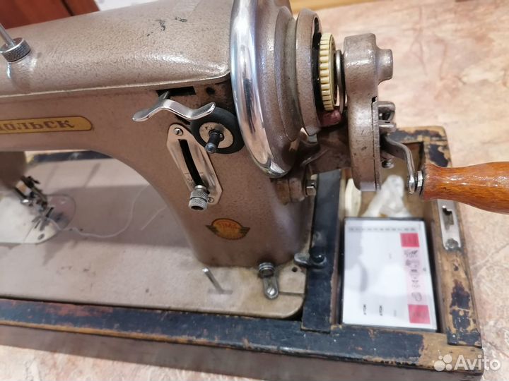 Швейная ручная машинка подольск 1970 год