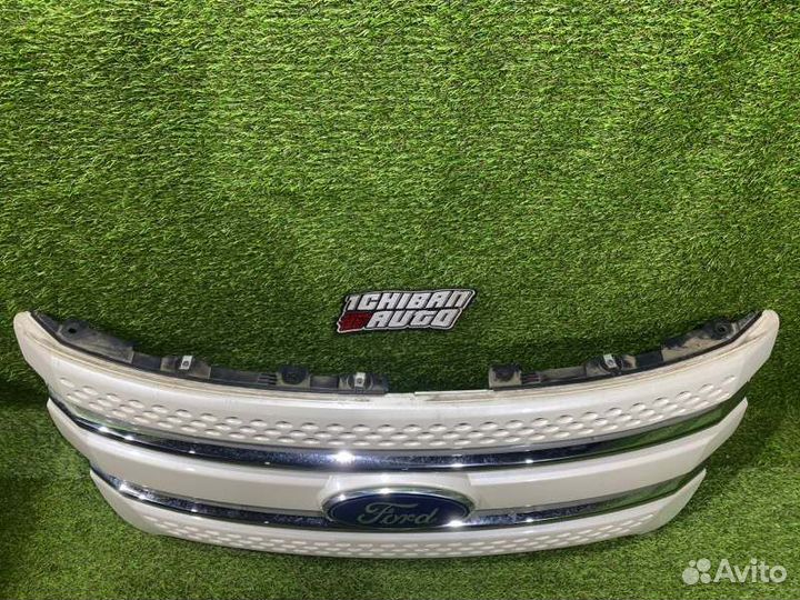 Решетка радиатора передняя Ford Explorer U502