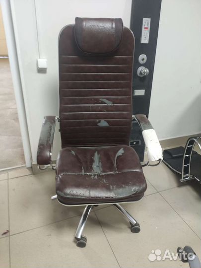 Офисные стулья и кресла