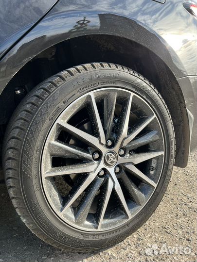 Nokian Tyres Hakkapeliitta 10p 235/45 R18 98T