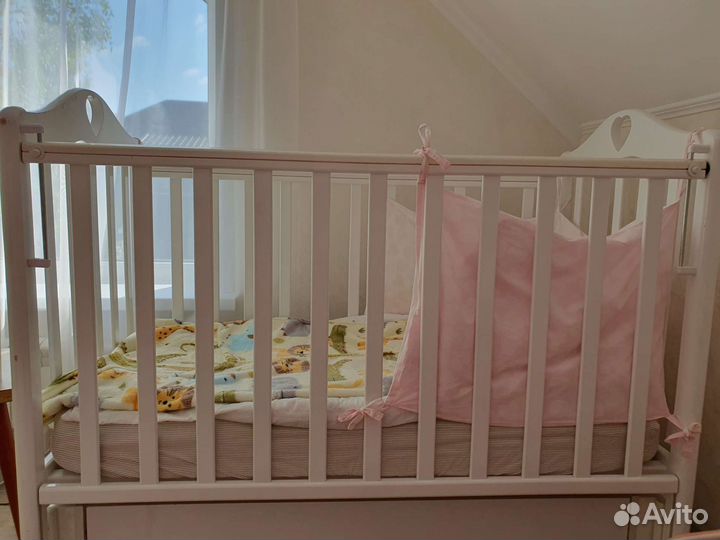 Детская кровать с матрасом