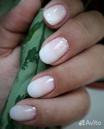 Маникюр в Омске