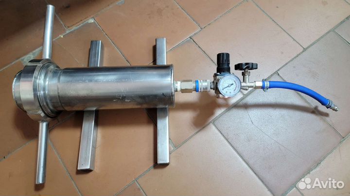 Барокамера (автоклав) для удаления пузырей