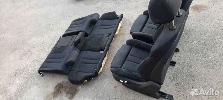 Сиденья BMW G30 комплект M-пакет