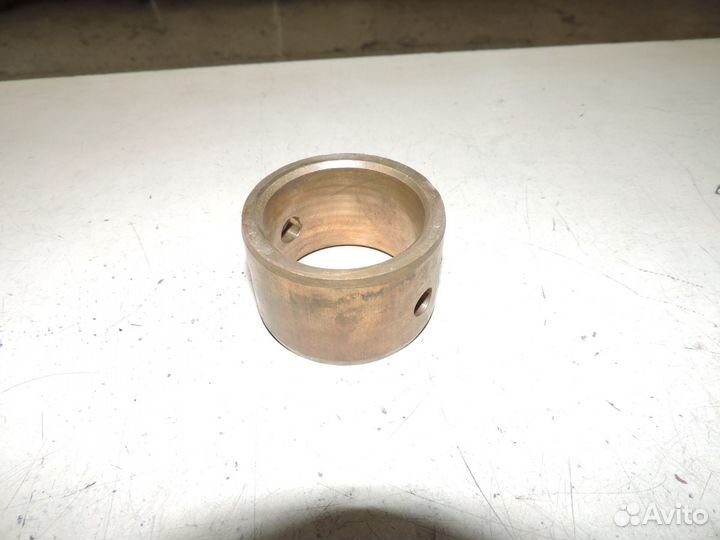 Втулка распредвала ямз передняя широкая