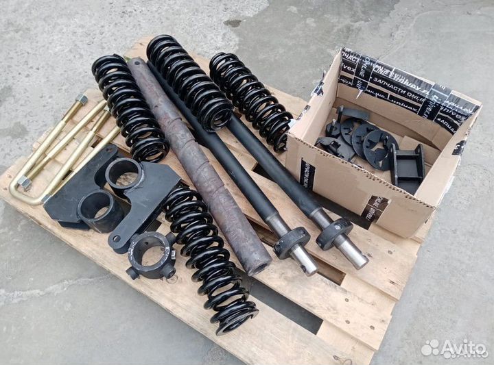 Механизм подъема опускания трапа чмзап