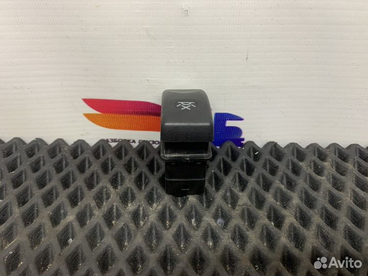 Кнопка противотуманных фар