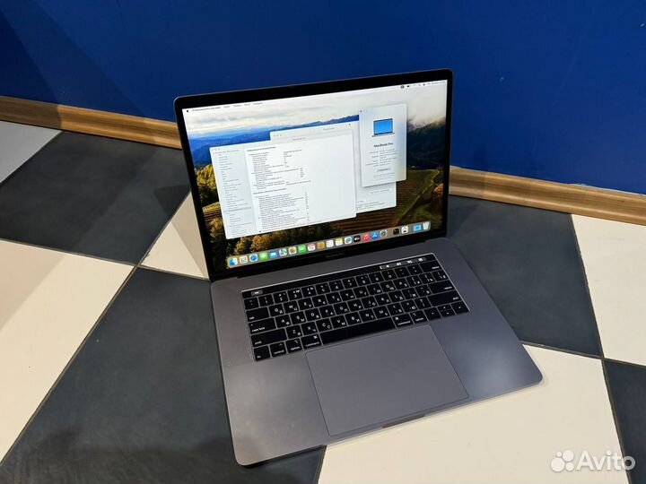 MacBook Pro 15 2019 i7 16GB 256SSD