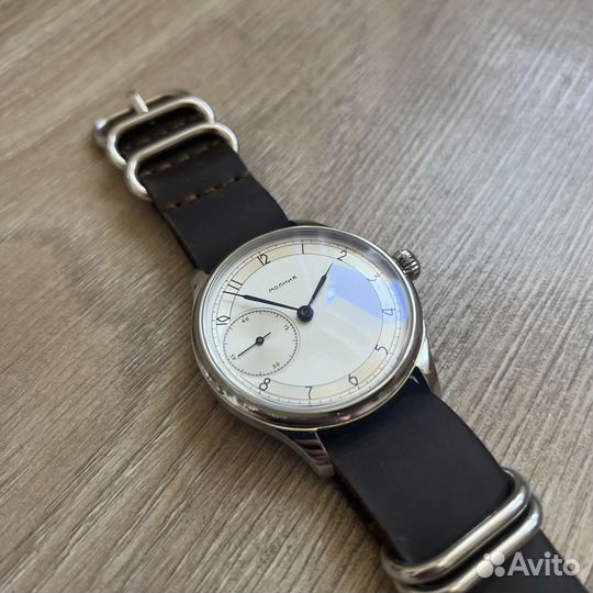 СССР - наручные часы - Молния