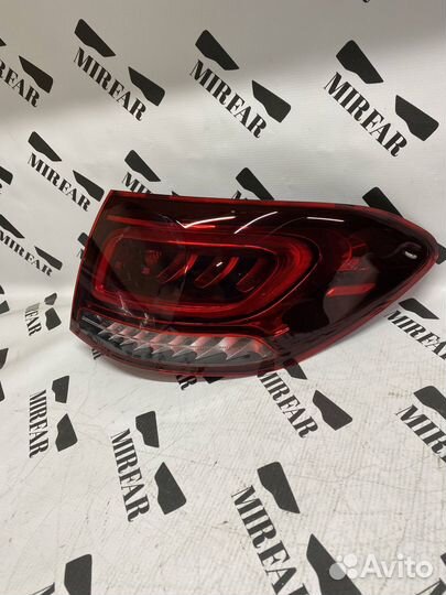 Задний правый внешний фонарь Mercedes-Benz GLC