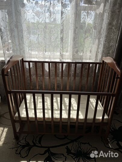 Детская кровать для новорожденных