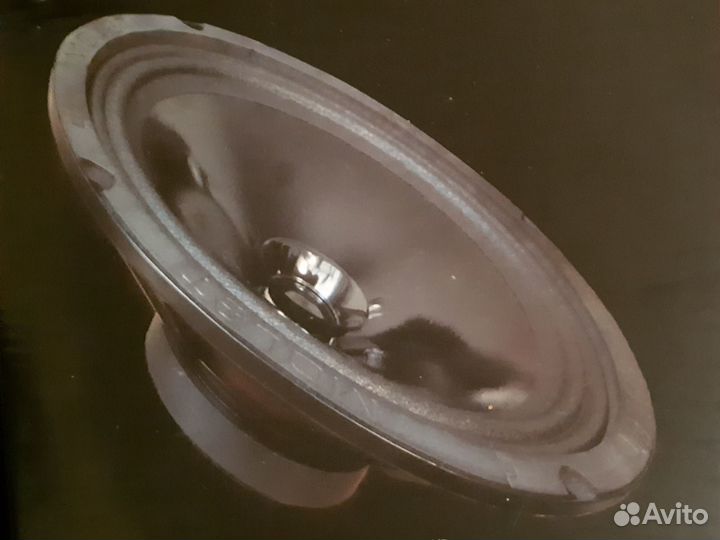 Колонки акустические - чистый стереозвук