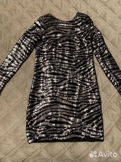Платье вечернее с пайетками