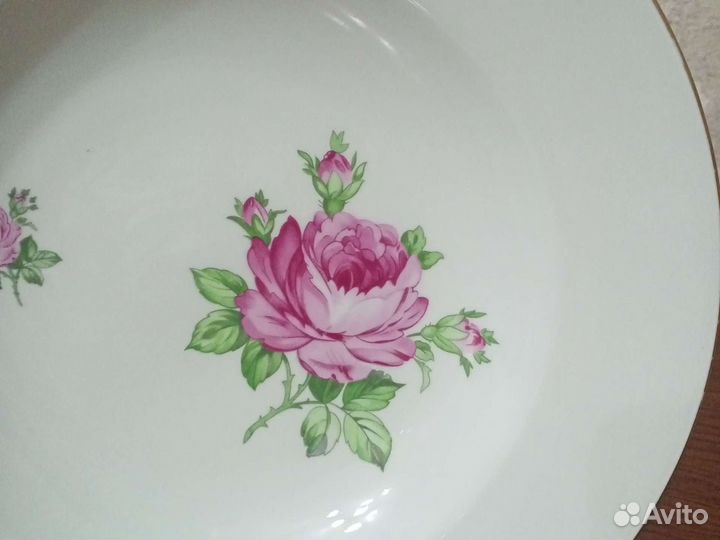 Тарелки глубокие большие