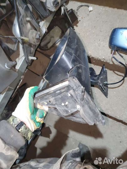 Боковое зеркало на опель омега.вектра