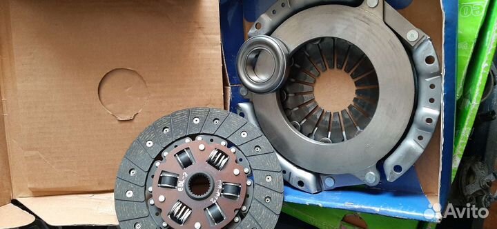 Комплект сцепления Nissan serena LD20