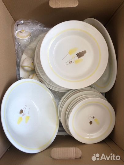 Обеденный столовый сервиз