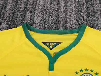 Ретро детская форма Бразилия 2014, Москва