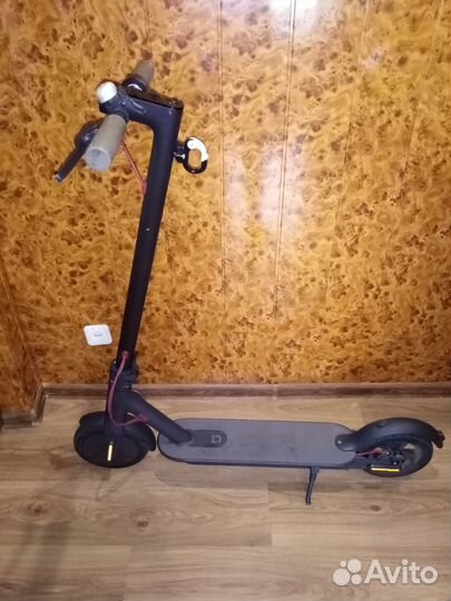 Продам электросамокат xiaomi м365 б/у