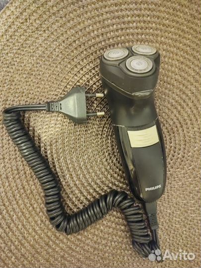 Бритва электрическая philips