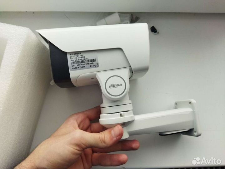 IP видеокамера наблюдения (не б/у)