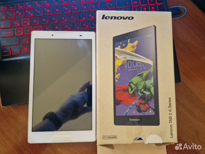 Планшет Lenovo Tab 2 A8 50LC