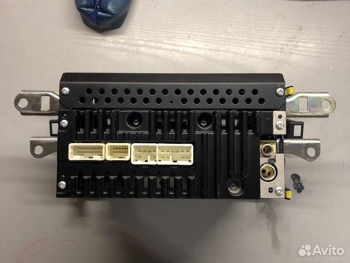 Магнитола для Тойота аурис