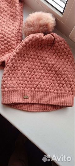 Женский комплект шапку и снуд