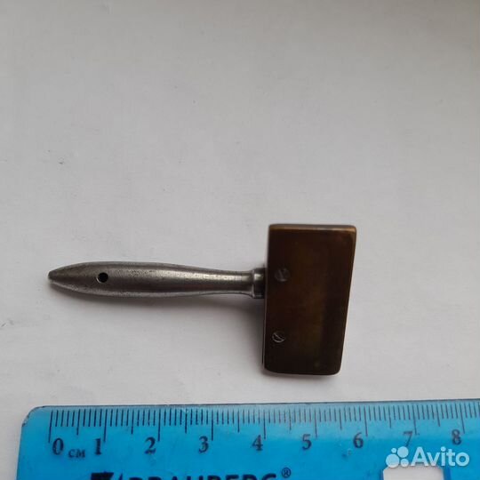 Антикварный измерительный прибор