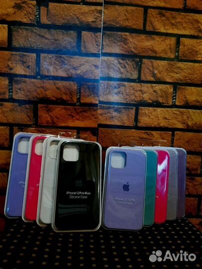 Чехол на iPhone