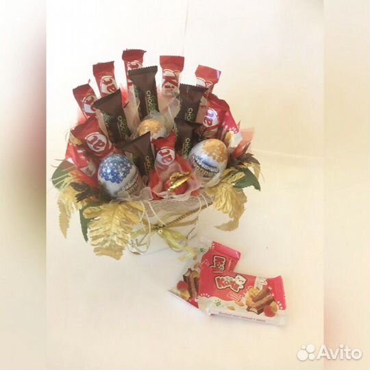 Сладкий букет из конфет