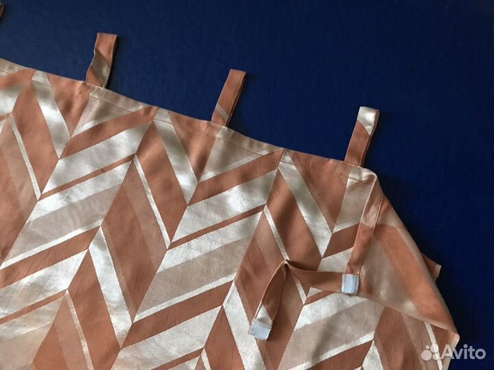 Шторки для примерочной кабины на липучках (2 шт.)