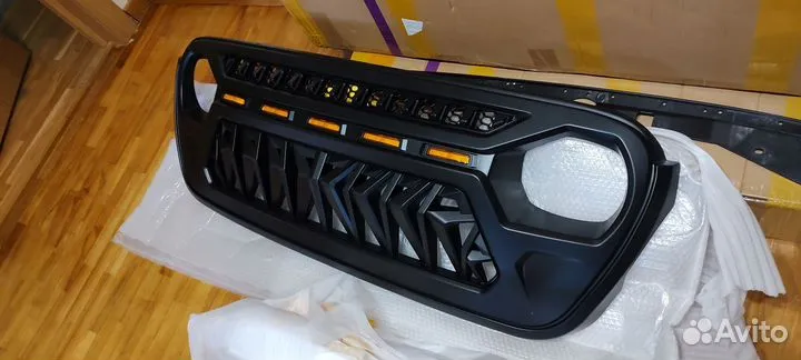 Решетка радиатора для Jeep Wrangler JL 2018+