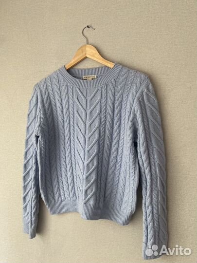Свитер женский