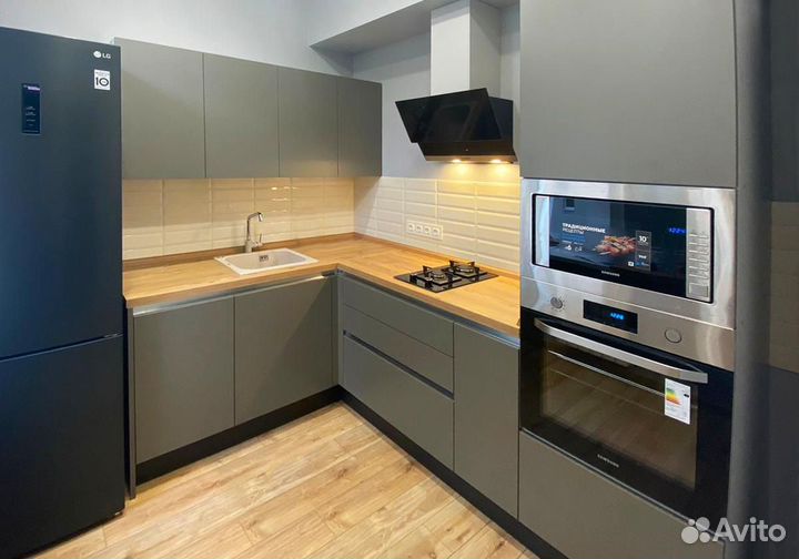 Кухонные гарнитуры на заказ